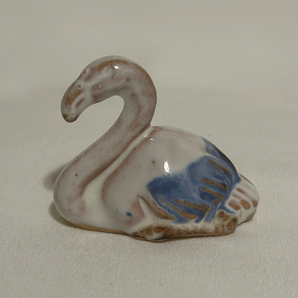 VINTAGE Hand Painted Ceramic Sitting Flamingo Miniature Figurine 1.5”